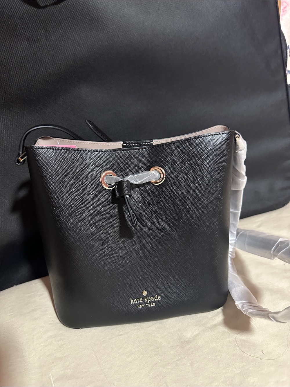 kate spade Black Bucket Leather Drawstring Crossbody Bag - Picture 1 of 2